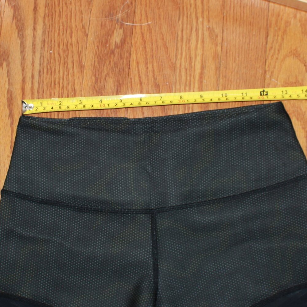 Karma "Printed Rochelle" Athletic Short - Picture 5 of 6